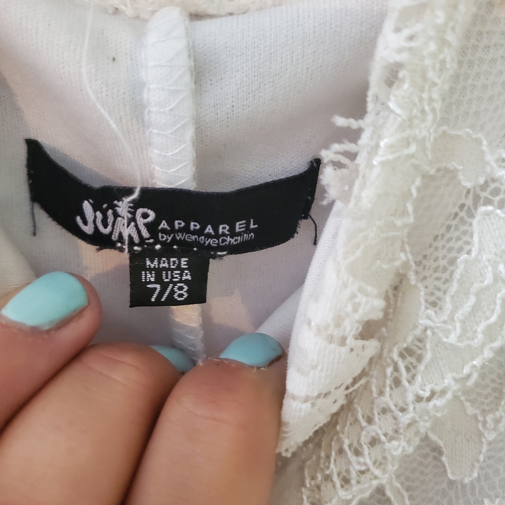 Beautiful dress - Picture 2 of 3